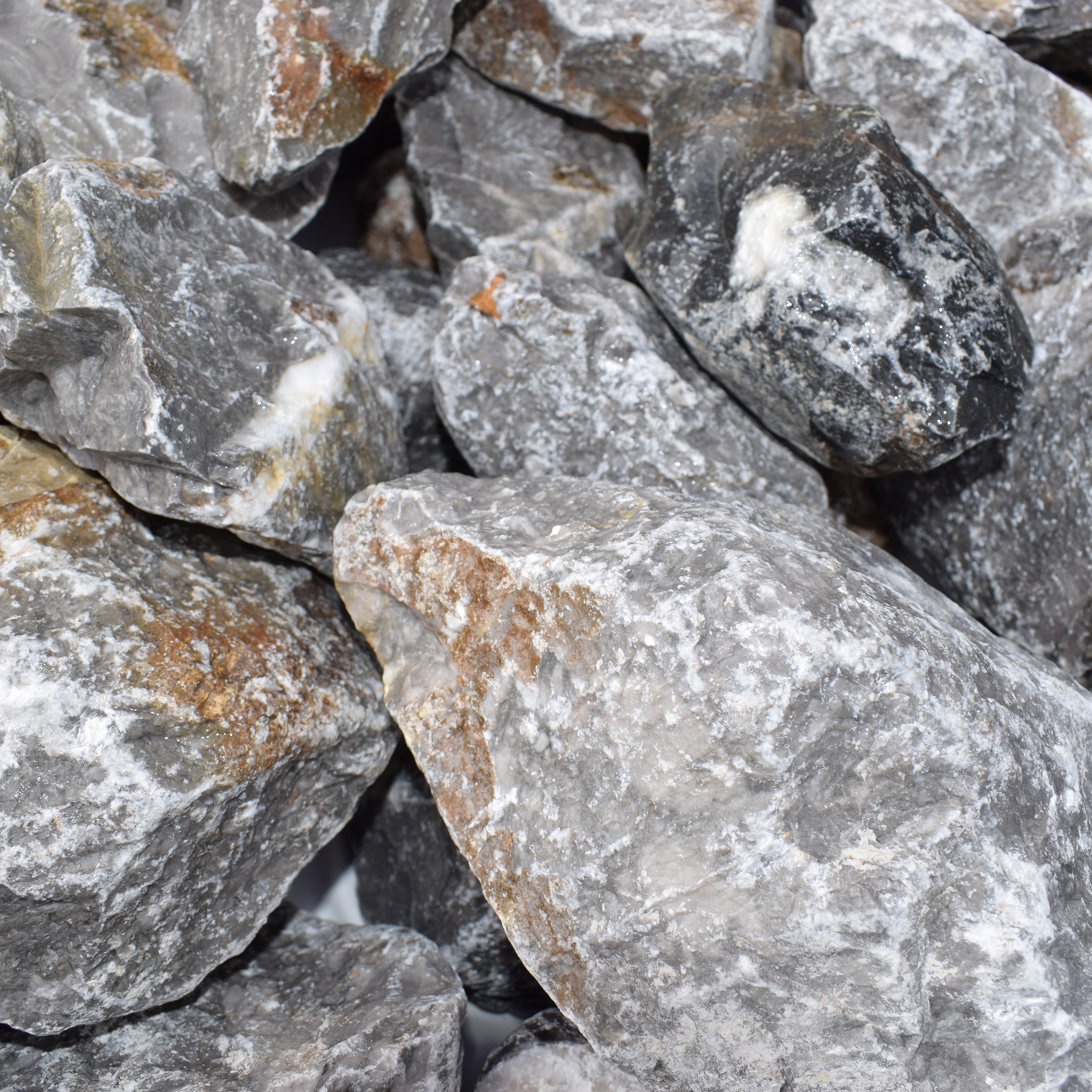 natürlicher Kalkstein gebrochen 80-120mm Körnung